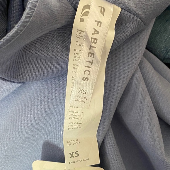 NWT Fabletics 24/7 Kick Flare Pants Size XS - Picture 6 of 10